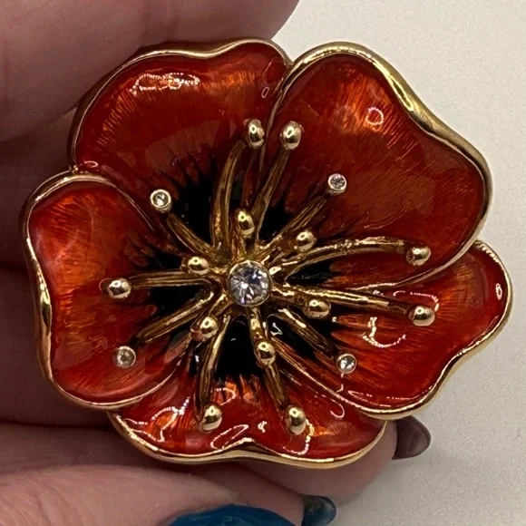Vintage Monet Poppy Brooch β’ Red-Orange Enamel + Rhinestones β’ 2β β’ Signed - Picture 3 of 16